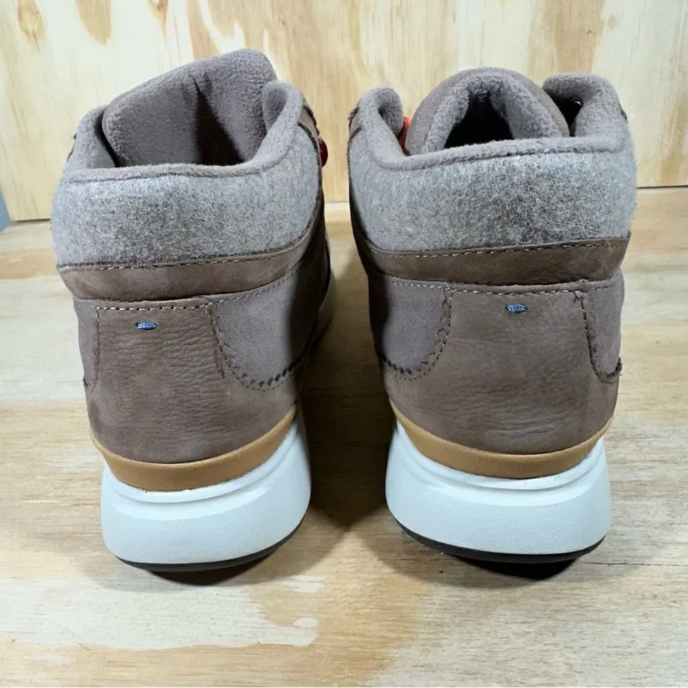 Toms Cascada Sneaker Boots Women’s Size 9.5 New with Tags
